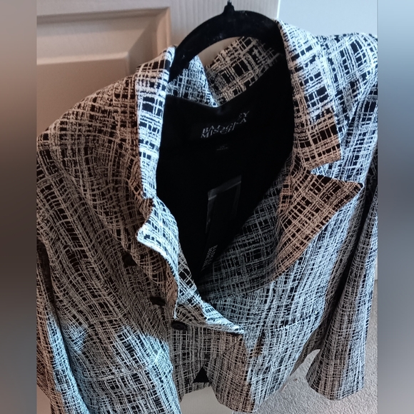 Badgley Mischka Jackets & Blazers - Blazer